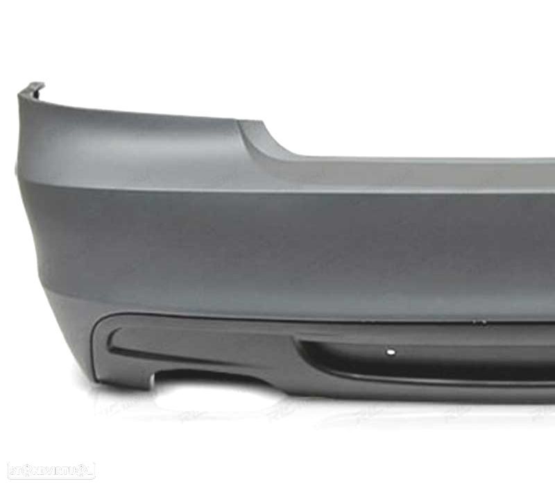PARA-CHOQUES TRASEIRO BMW E82 E88 07- LOOK M - 2