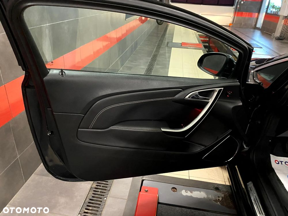 Opel Astra 1.6 Turbo Edition - 13