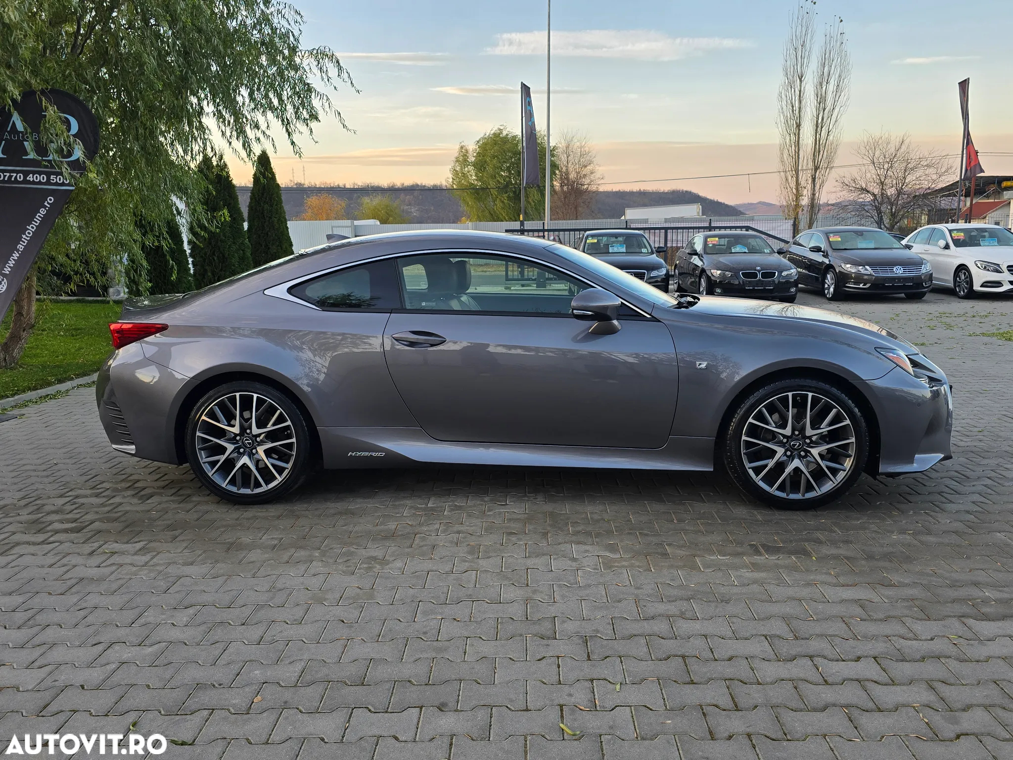 Lexus Seria RC 300h F SPORT - 4