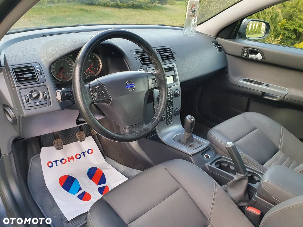 Volvo S40 1.8 Momentum - 11