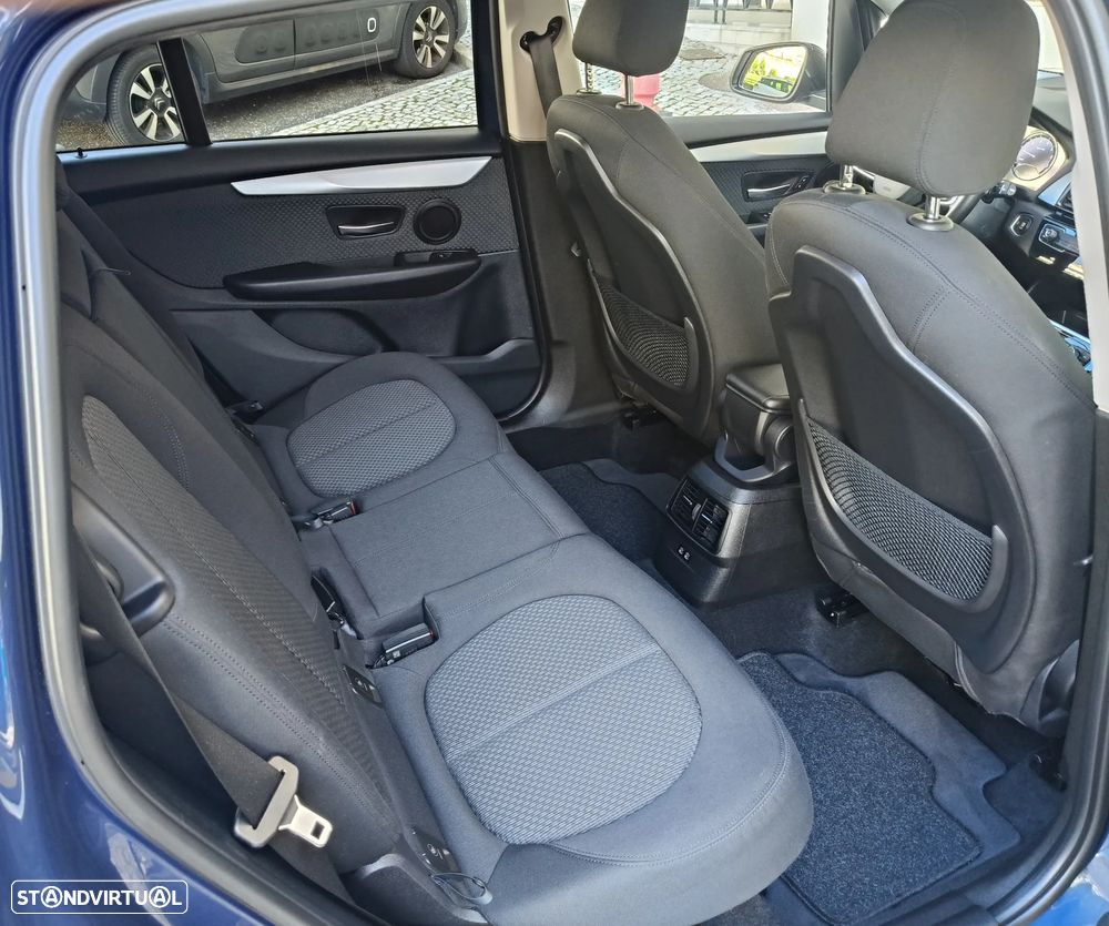 BMW 216 Gran Tourer i 7L Line Sport - 22