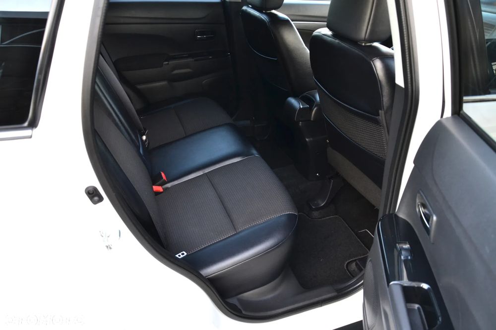 Peugeot 4008 - 33