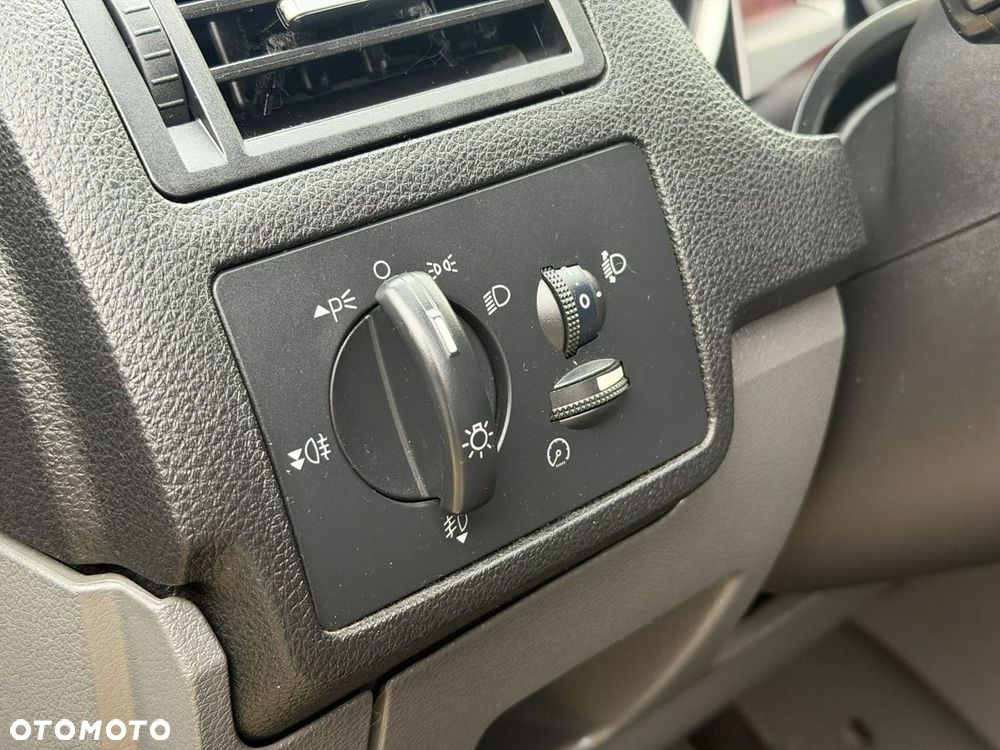 Ford Kuga - 14