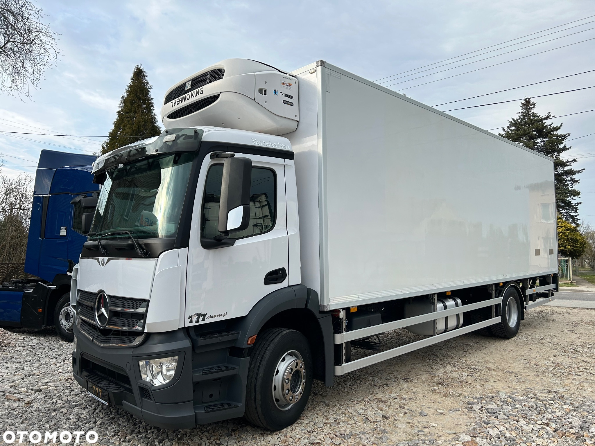 Mercedes-Benz Antos 1824 THERMO King DRZWI + winda + 2x drzwi boczne / 8.3m / z Holandii / KLIMA LEKKI / Axor man Tgm T1000-R - 19