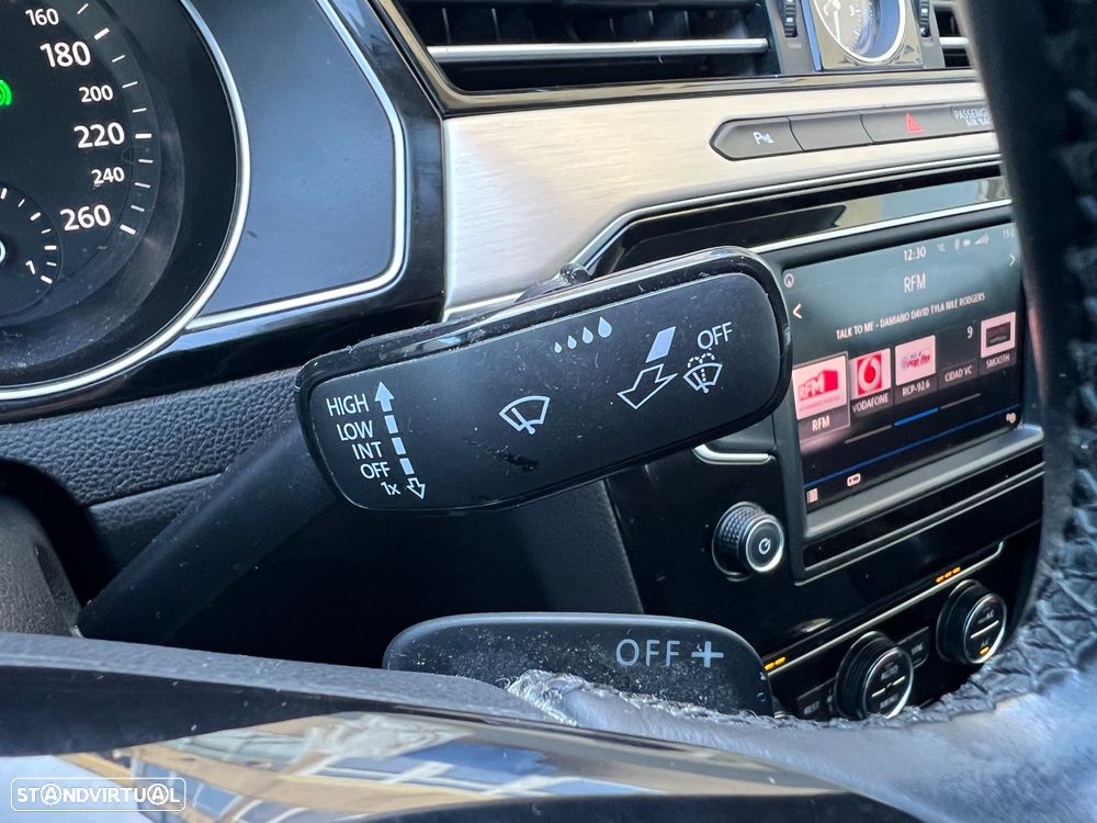 VW Passat 2.0 TDI Confortline DSG - 41