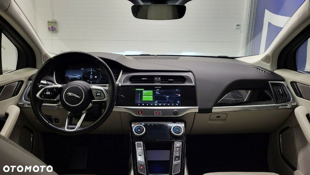 Jaguar I-Pace - 15
