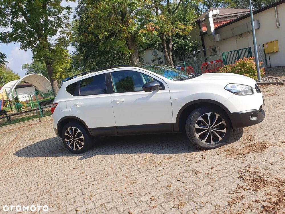 Nissan Qashqai 1.6 360 - 5