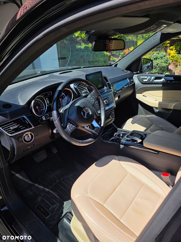 Mercedes-Benz GLS 350 d 4-Matic - 6