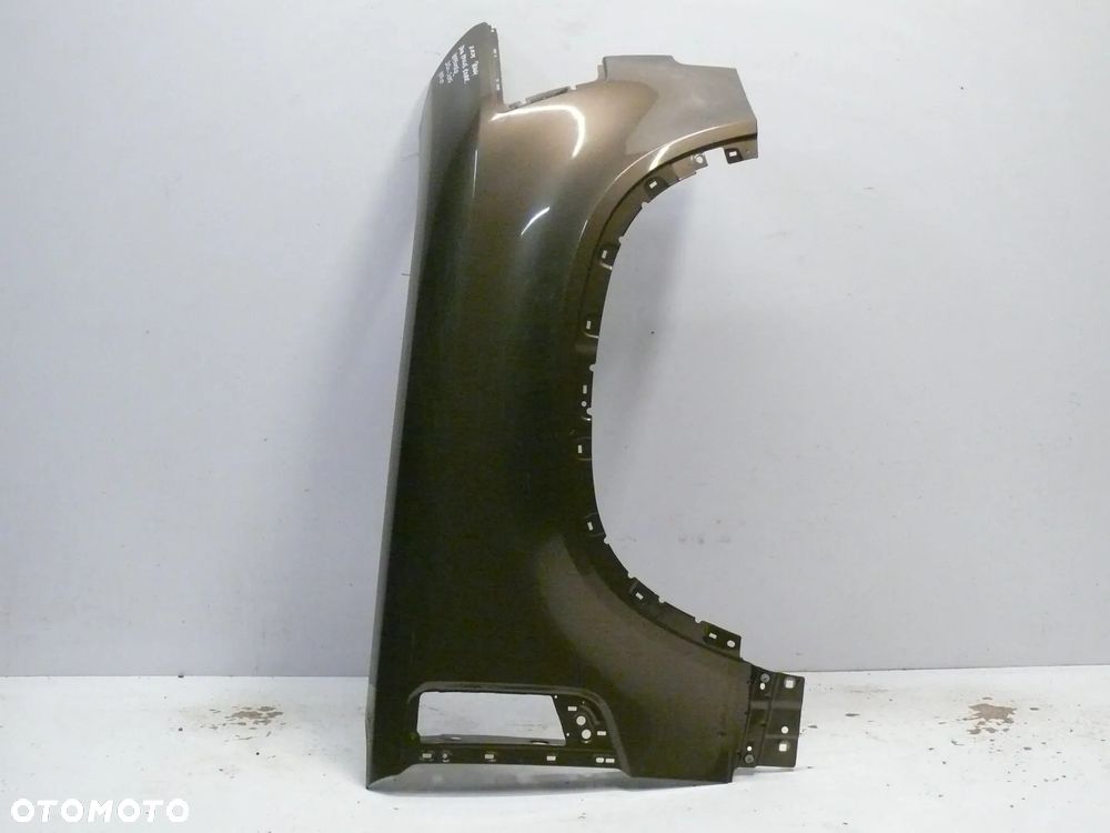 BŁOTNIK PRZEDNI PRAWY LAND ROVER DEFENDER II L663 2020 2025