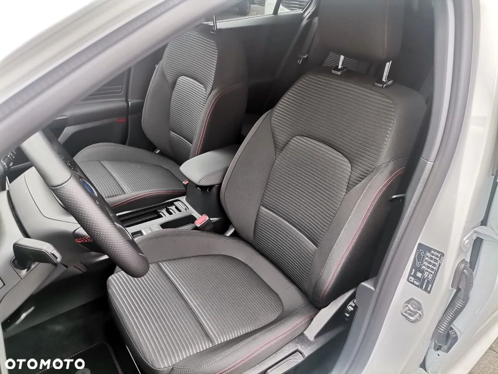 Ford Focus 1.0 EcoBoost mHEV ST-Line X - 11