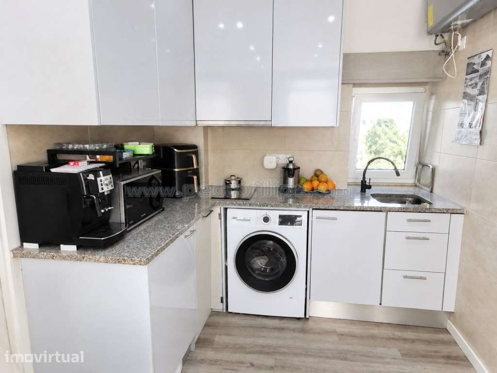 Apartamento T2 no centro da vila de Sesimbra - Grande imagem: 2/4