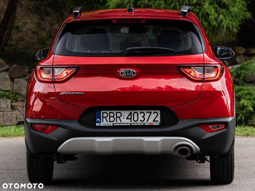 Kia Stonic 1.4 L - 16