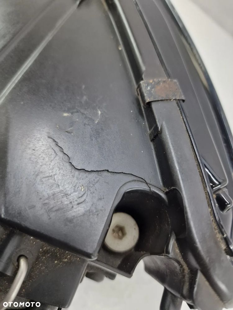 AUDI TT 8J0 PRAWA LAMPA PRZEDNIA PRZÓD XENON , NR 8J0941004D , NR AUKCJI LA520 - 21