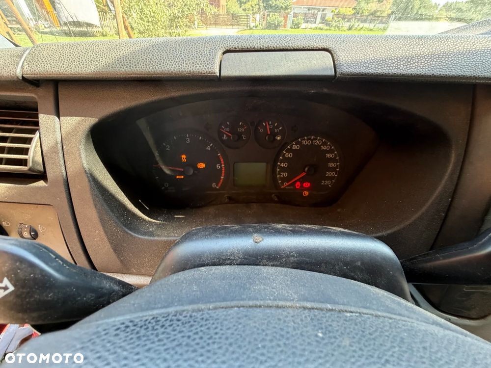 Ford Transit - 8