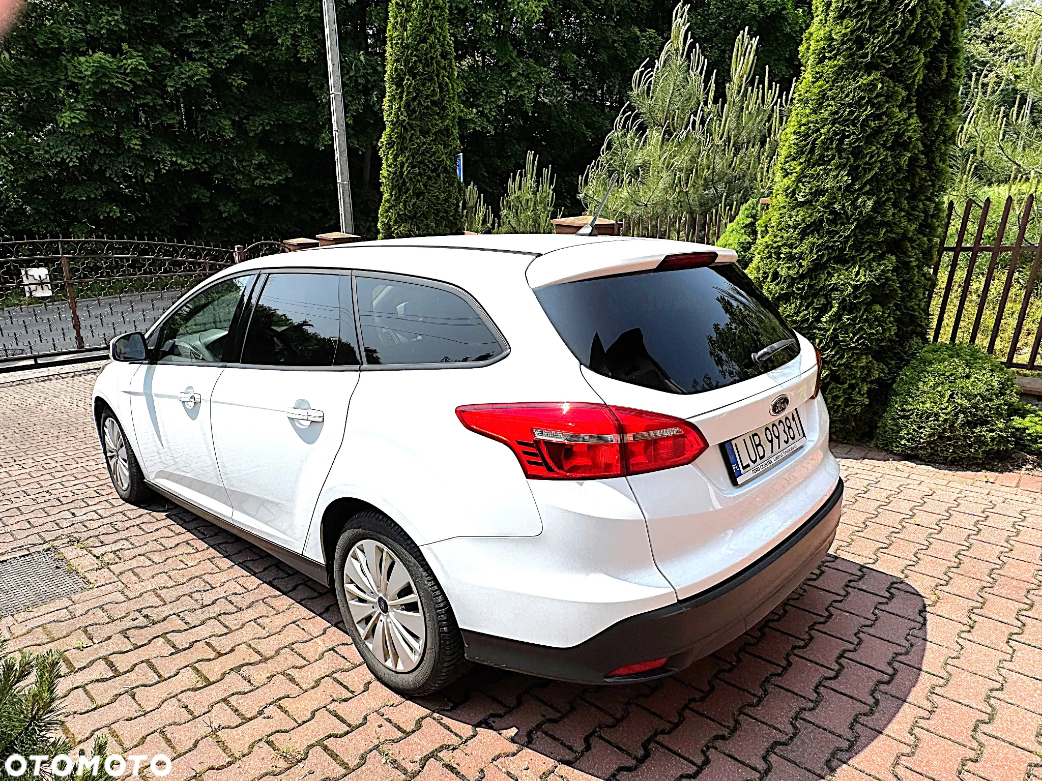 Ford Focus Turnier 1.0 EcoBoost Start-Stopp-System ACTIVE DESIGN - 4
