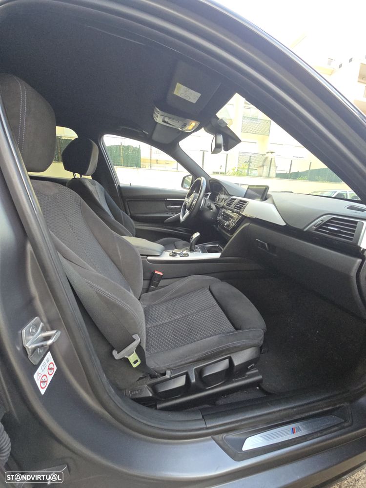 BMW 320 d EfficientDynamics Line Sport Auto - 17