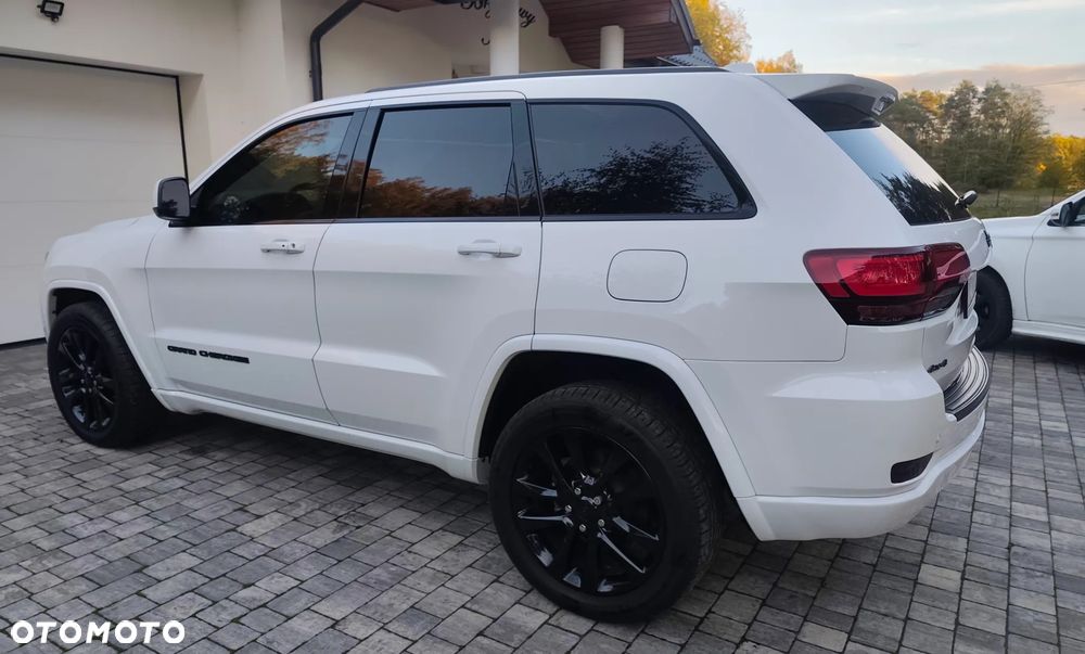 Jeep Grand Cherokee - 4
