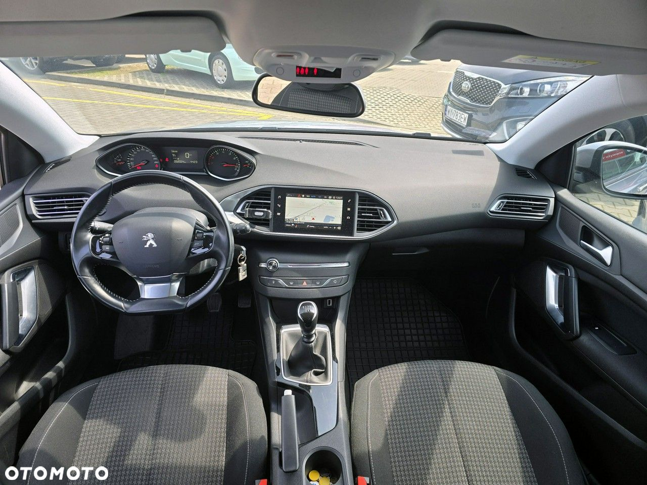 Peugeot 308 - 25