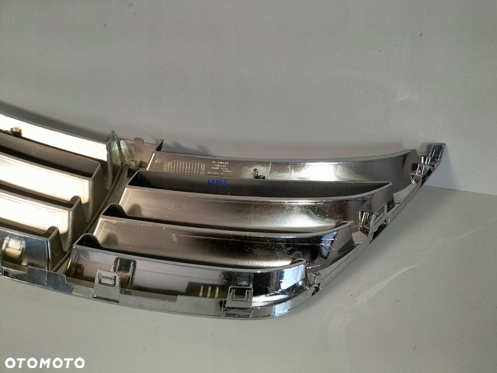 atrapa kratka grill hyundai genesis 08-13 sedan - 5