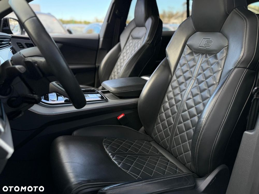 Audi SQ8 TFSI Quattro Tiptronic - 18