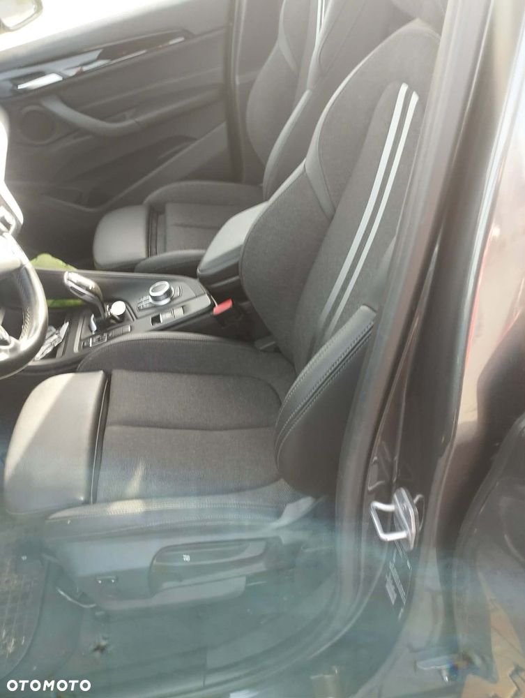 BMW X1 sDrive18d xLine - 6