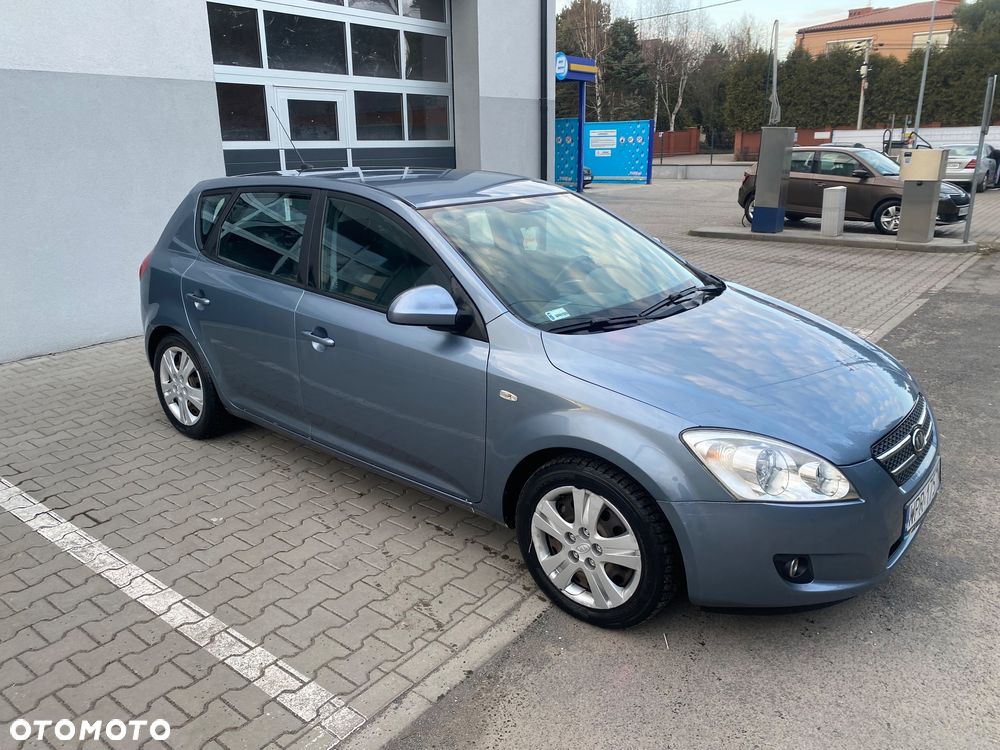 Kia Ceed 1.6 CRDi LX - 3