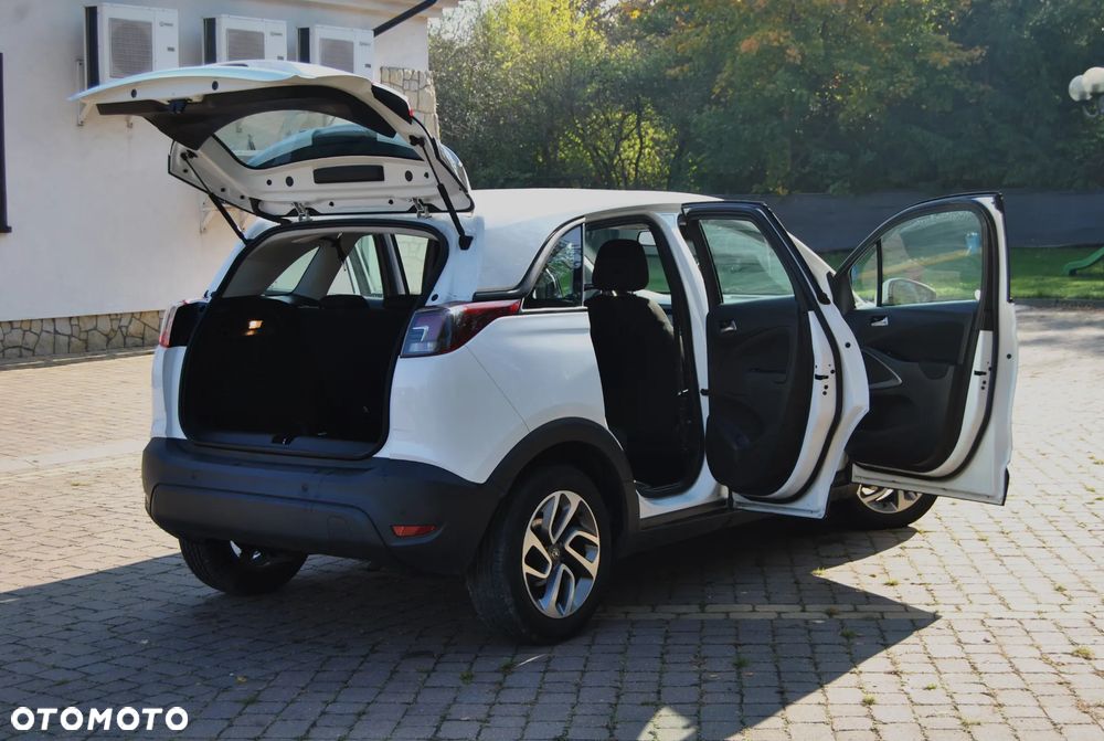 Opel Crossland X 1.2 Essentia - 21