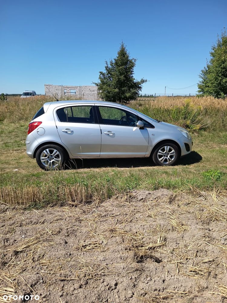 Opel Corsa - 12
