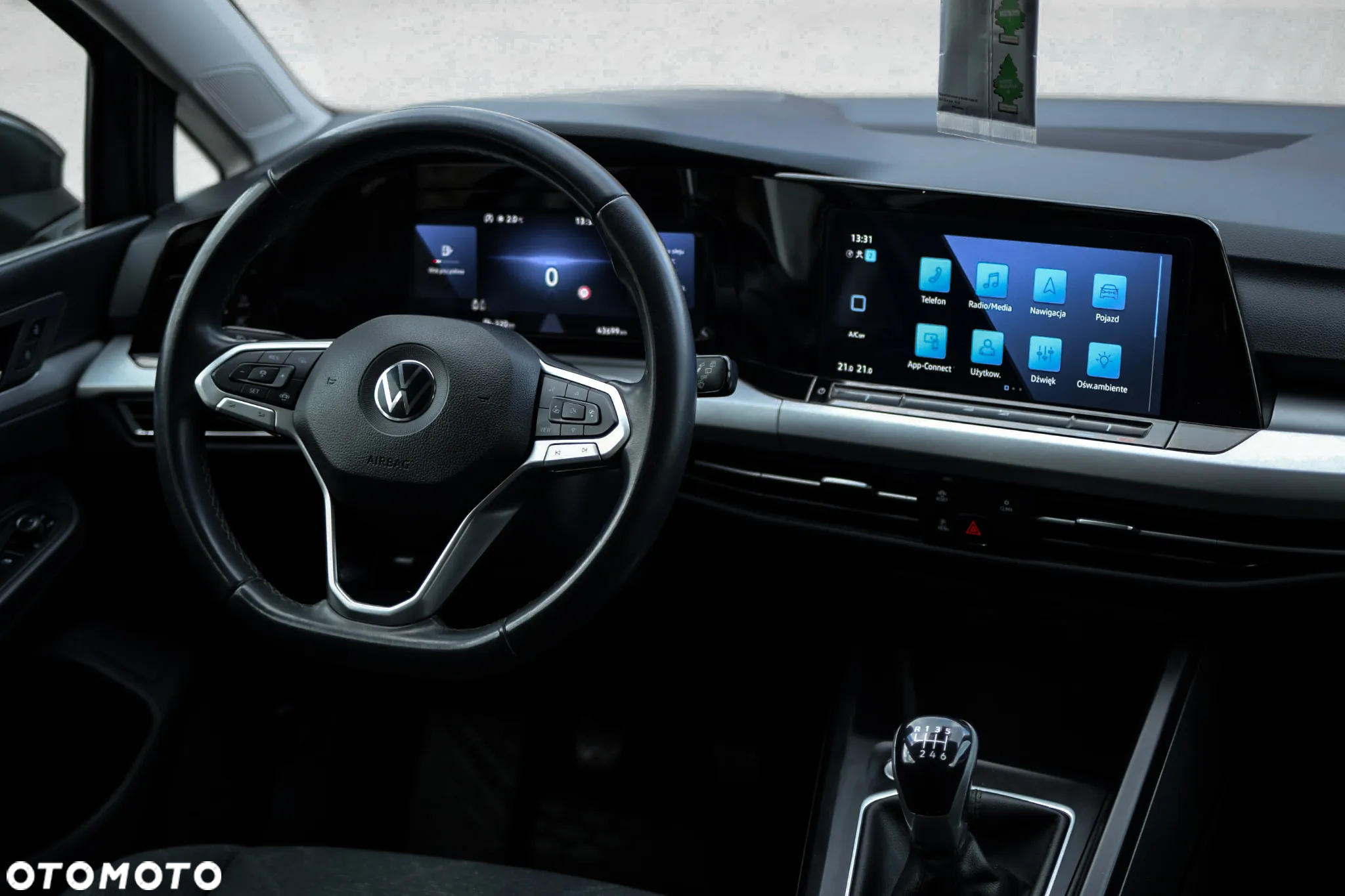 Volkswagen Golf VIII 1.5 TSI EVO Style - 9