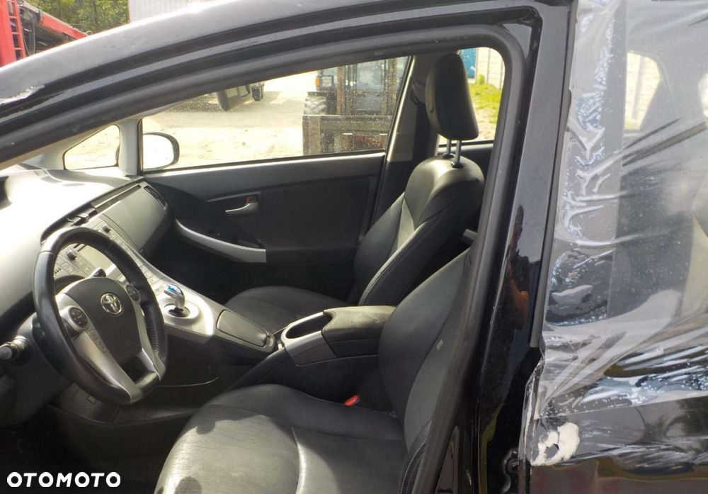Toyota Prius - 18