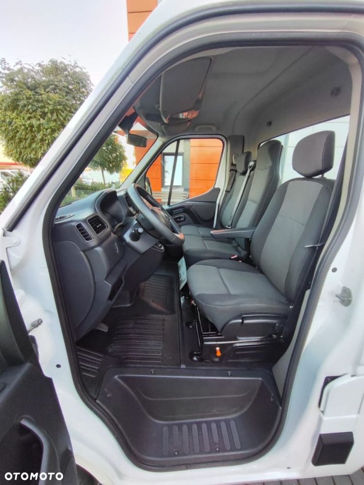 Renault Master - 13