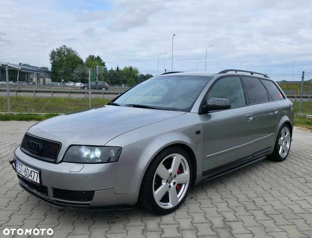 Audi A4 Avant - 1