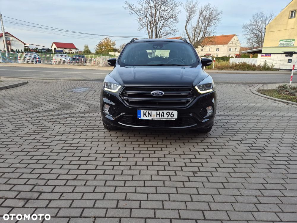 Ford Kuga - 2