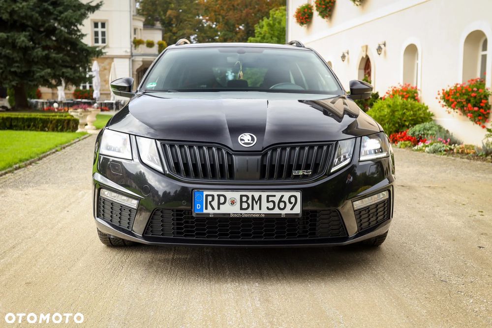 Skoda Octavia 2.0 TDI RS DSG - 7