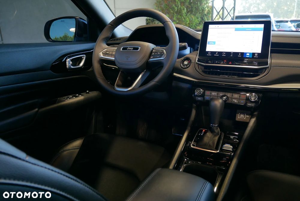 Jeep Compass - 19