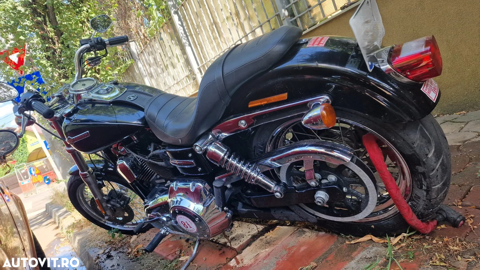 Harley-Davidson Dyna Super Glide Custom - 3