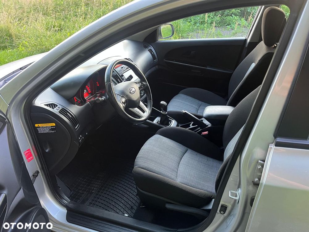 Kia Ceed 1.6 CVVT ISG Spirit - 8