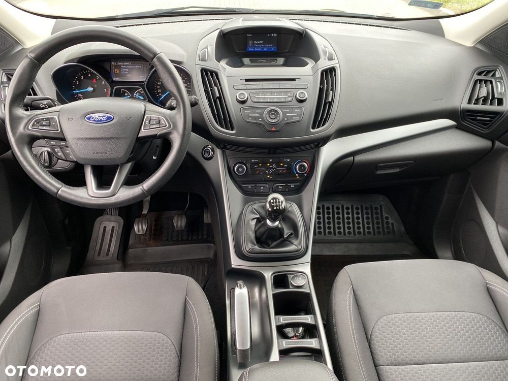 Ford Kuga - 12