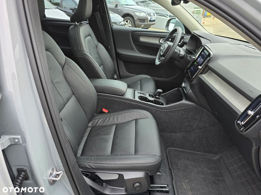 Volvo XC 40 B5 AWD Ultimate Bright - 19