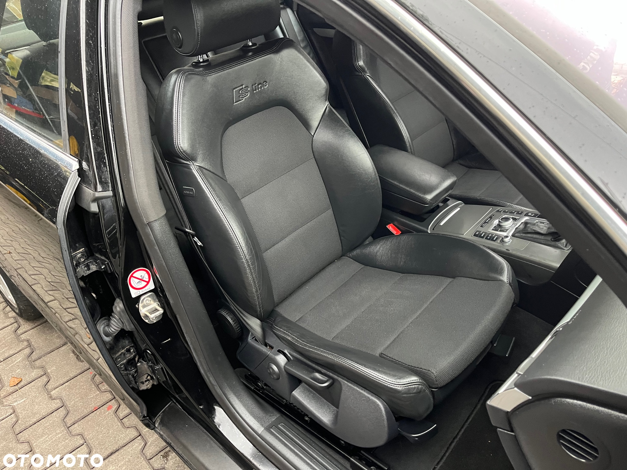 Audi A6 - 12