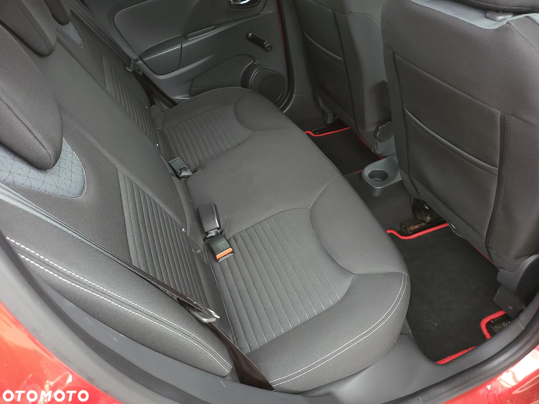 Renault Clio TCe 90 Limited - 9