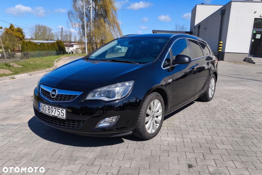 Opel Astra 2.0 CDTI Exklusiv - 1