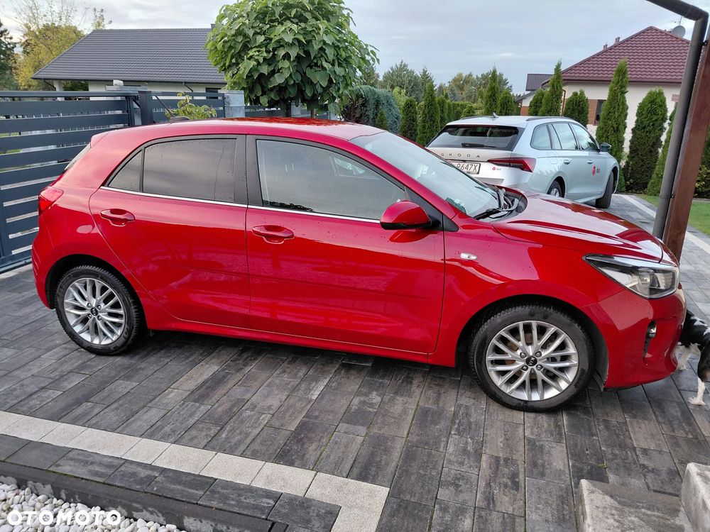 Kia Rio - 27