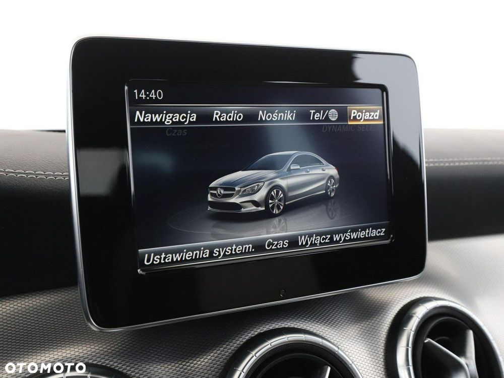 Mercedes-Benz CLA 180 7G-DCT - 24