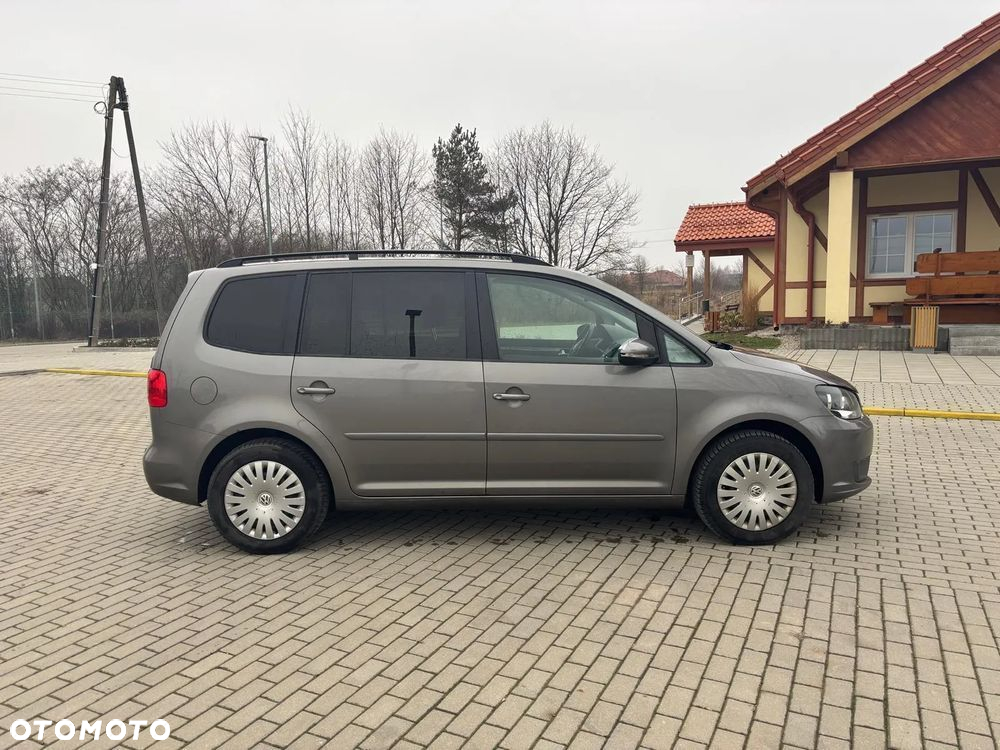 Volkswagen Touran 1.2 TSI BlueMot Trendline - 6