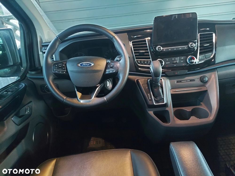 Ford Tourneo Custom - 5