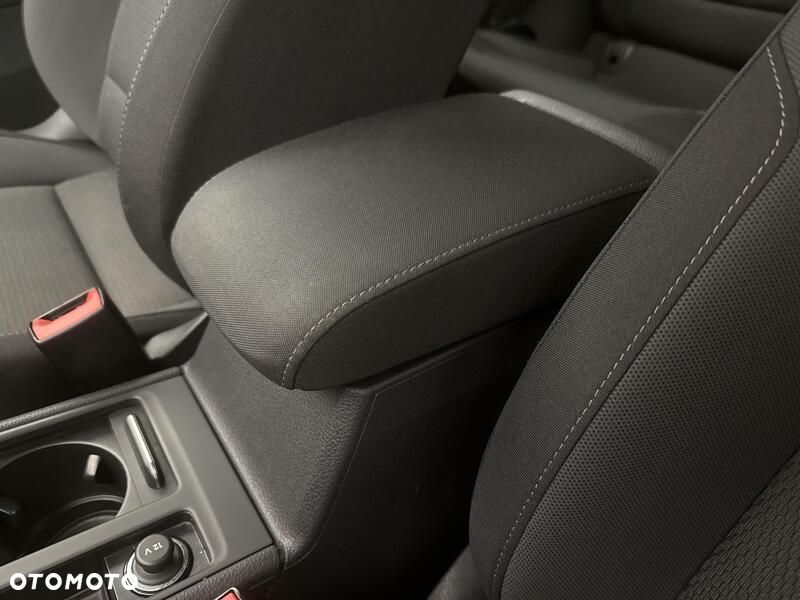 Volkswagen Golf 1.5 TSI BMT Evo Comfortline - 19