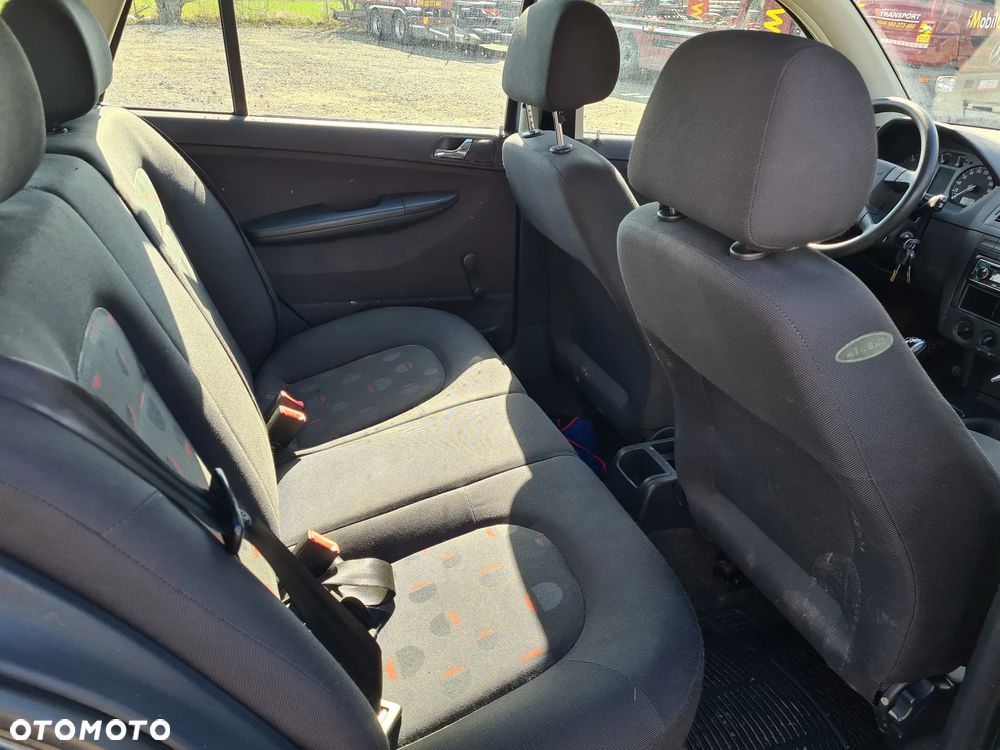 Skoda Fabia - 12