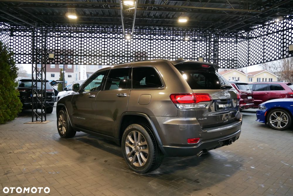 Jeep Grand Cherokee - 4