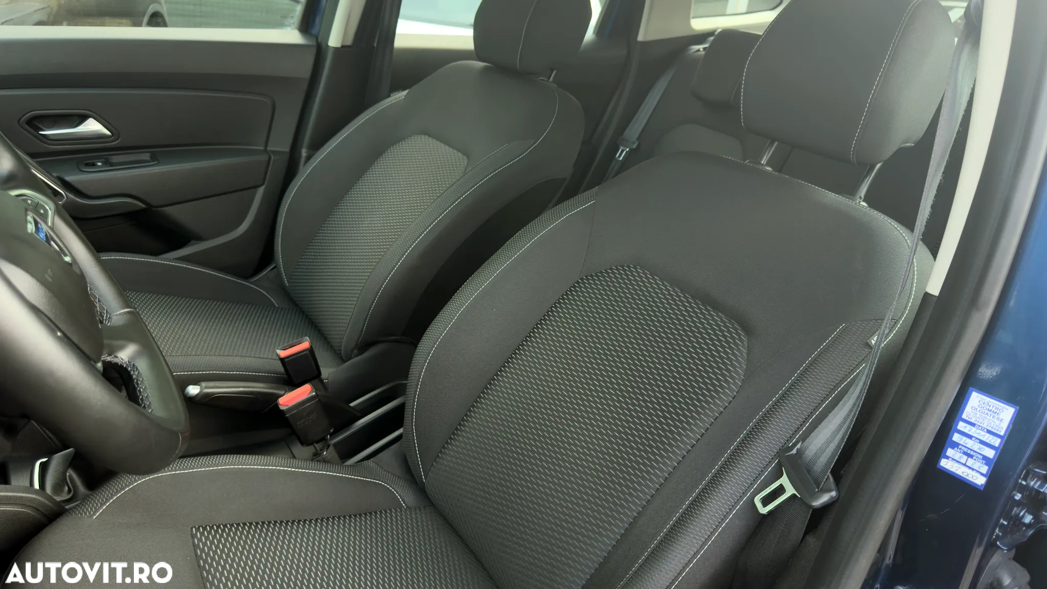 Dacia Duster 1.5 dCi 4x2 Laureate - 9